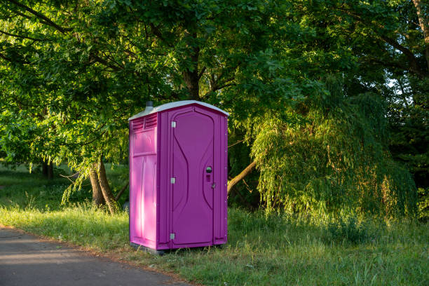 Best Porta potty rental near me  in London, CA